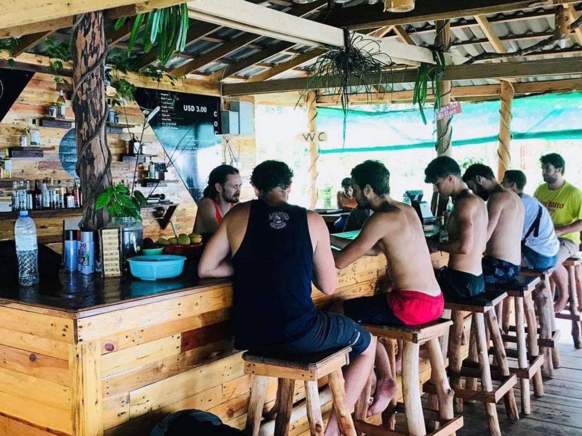 The Cliff Hostel, M'Pay Bay Ko Rong Sanloem Eksteriør bilde