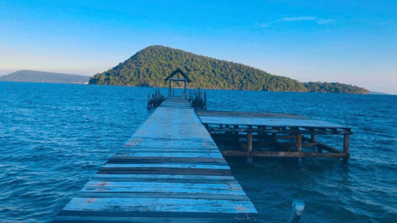 The Cliff Hostel, M'Pay Bay Ko Rong Sanloem Eksteriør bilde