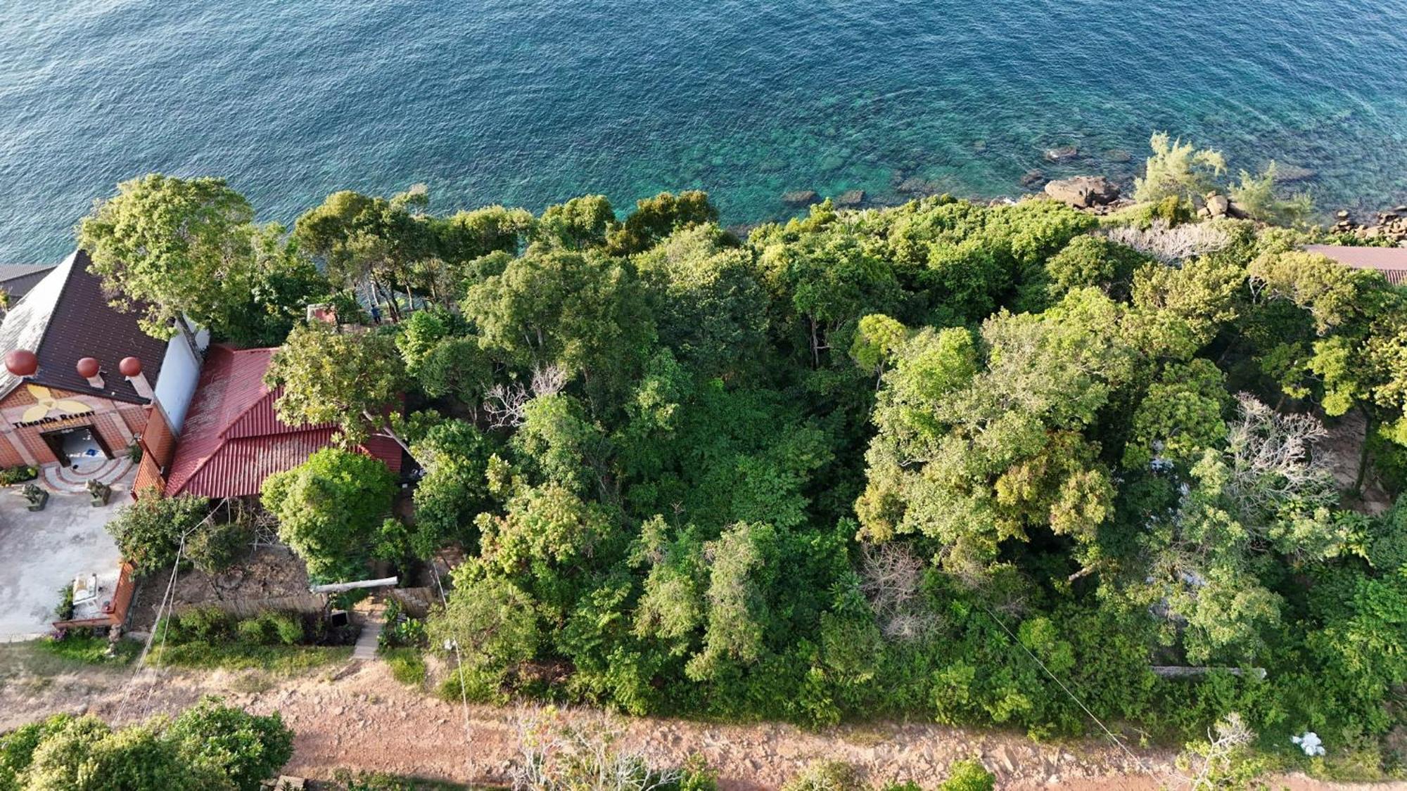 The Cliff Hostel, M'Pay Bay Ko Rong Sanloem Eksteriør bilde